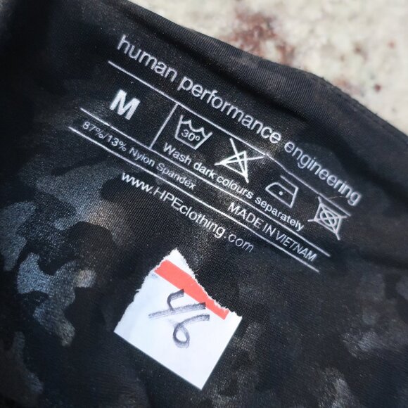 Womens Human Performance Engineering Black Camo Graphic Leggings M - Picture 12 of 12